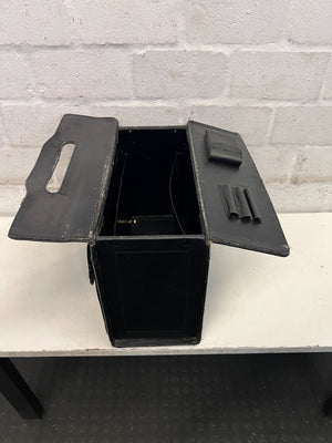 Classic Black Leather Briefcase with Gold Accents โ Vintage Charm - 2ndhandwarehouse.com
