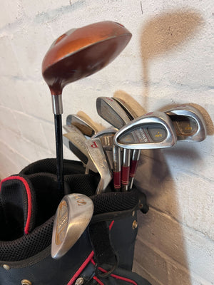 Pre-Loved Golf Club Set with Carry Bag - Navy & Red - 2ndhandwarehouse.com