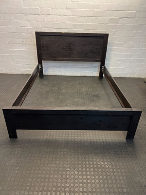 Modern Black Wooden Bed Frame - Queen Size Minor wear - REDUCED