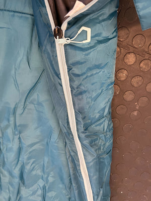 Cozy Blue Sleeping Bag - Ideal for Camping and Adventures