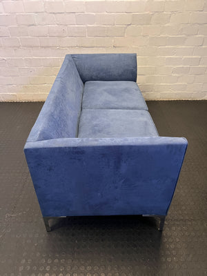 Stylish Blue Velvet 2-Seater Couch with Minor Wear