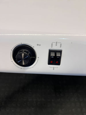 Delonghi White Compact Heater β Slight Wear, Efficient Heating - PRICE DROP