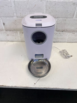 Compact Automatic Cat Feeder - White with Minor Scratches - 2ndhandwarehouse.com