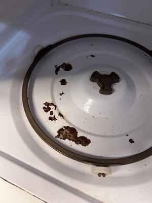 Compact Midea Microwave Oven - White, Functional with Minor Scuffs - REDUCED