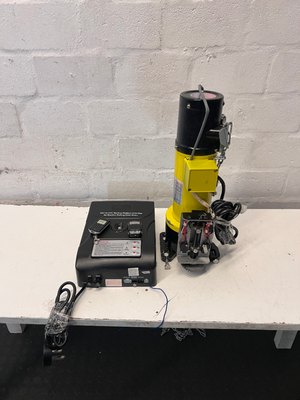 LockMaster Roller Shutter Motor & UPS - Used, Paint Chipping - 2ndhandwarehouse.com