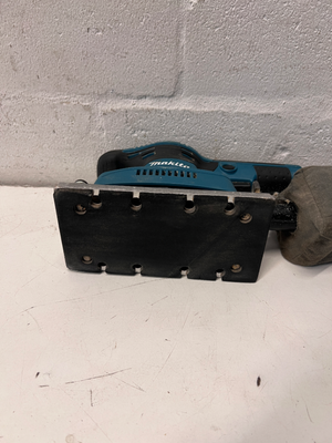 Makita Corded Teal Orbital Sander with Dust Bag — Working Order; Fair Condition