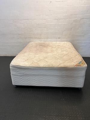 Maxipedic Queen Base Set - Fair Condition with Staining/Wear - 2ndhandwarehouse.com