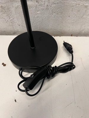 Minimalist Industrial Black Table Lamp — New Condition