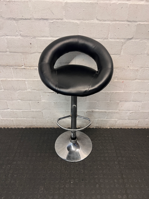 Modern Black Faux Leather Bar Stool with Chrome Base - 2ndhandwarehouse.com