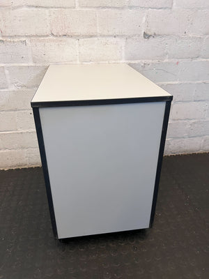 Modern Grey Mobile 3-Drawer Filing Cabinet with Lock - 2ndhandwarehouse.com