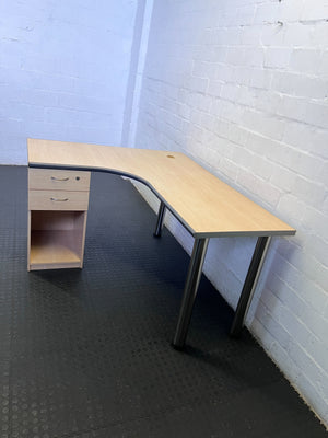 Modern L-Shaped Office Desk with Storage