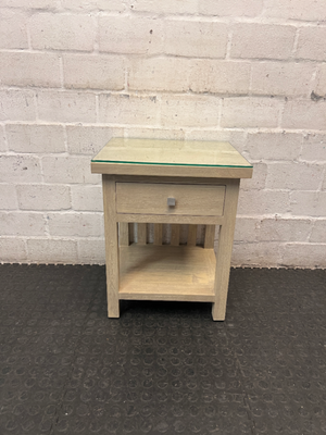 Oak-Finish Bedside Table with Glass Top — High-Quality Pre-owned Condition