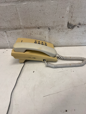 Panasonic KX-TS500SA Desk Phone - Discoloured Handset, Sold As-Is - 2ndhandwarehouse.com
