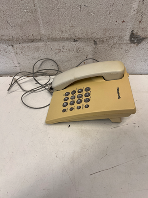 Panasonic KX-TS500SA Desk Phone - Discoloured Handset, Sold As-Is - 2ndhandwarehouse.com
