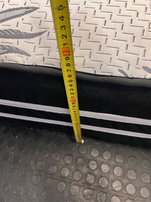 Queen matress - Comfortable Bamboo Infused Mattress - Various Sizes - Fair used - 2ndhandwarehouse.com