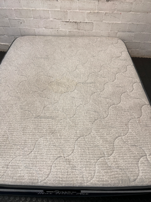 Restonic iDream Max Ultra Flex Queen Mattress — High-Quality Functional C - 2ndhandwarehouse.com