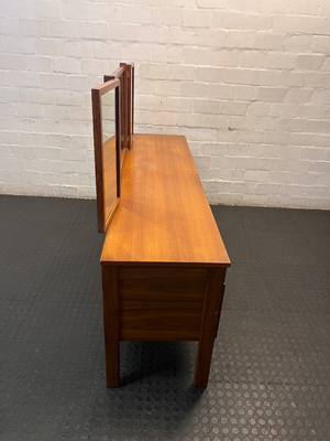 Retro Wood Finish Dressing Table with Tri-Fold Mirror — Fair Used C - 2ndhandwarehouse.com