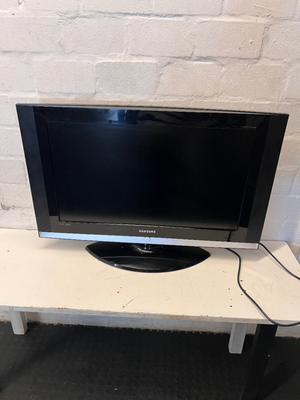 Samsung 32\" LED TV - No Remote Included - 2ndhandwarehouse.com