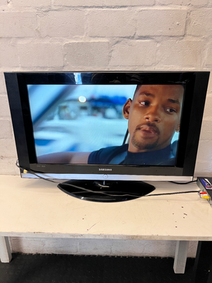 Samsung 32\" LED TV - No Remote Included - 2ndhandwarehouse.com