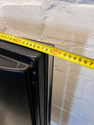 Samsung Flat Screen TV with Remote - HAS LINES