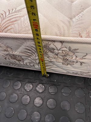 Single Base Set with Floral Pattern - Used Fair Condition - 2ndhandwarehouse.com