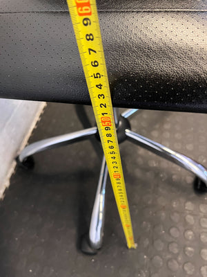 Sleek Black Office Chair with Chrome Accents – Minor Wear