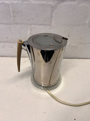 Stylish Chrome Russell Hobbs Electric Kettle – Minor Scratches
