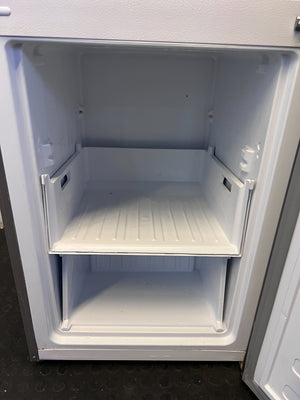 Stylish Defy Stainless Steel Fridge - Water Despenser Is Not Functional - REDUCED