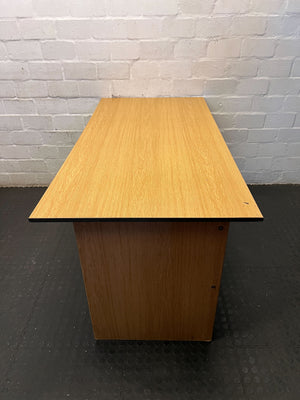 Versatile Light Wood Desk with 2 Drawers - Home Office & Study - Fair used - 2ndhandwarehouse.com