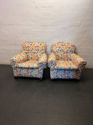 Vibrant Kids' Armchair with Playful Botanical Print