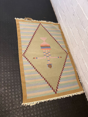 Vintage Geometric Pattern Area Rug – Soft Pastel Colors, Woven Fabric 1m x 1.5m - REDUCED