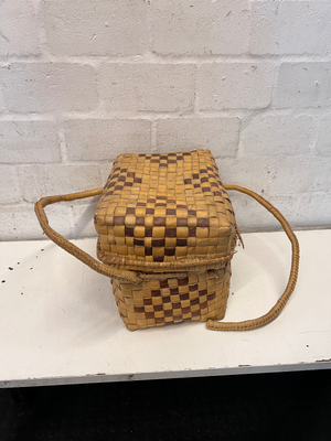 Vintage Two-Tone Woven Rattan Picnic Basket with Lid - 2ndhandwarehouse.com