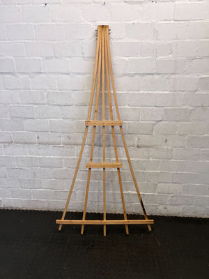 Wooden trellis – Natural Finish with Minor Wear