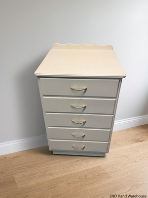 White 5-Drawer Chest with Scalloped Top Rail