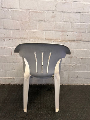 White Plastic Outdoor Chairs