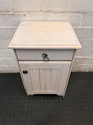 Whitewashed Bedside Table - Surface Scratches & Chipped Edge - 2ndhandwarehouse.com