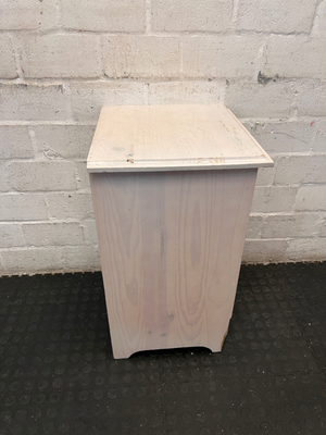 Whitewashed Bedside Table - Surface Scratches & Chipped Edge - 2ndhandwarehouse.com