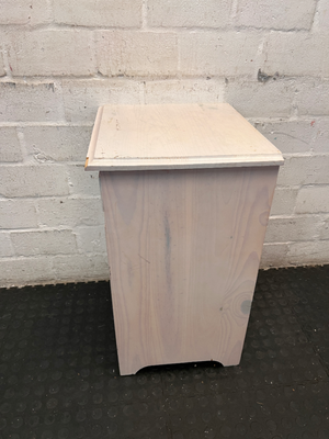 Whitewashed Bedside Table - Surface Scratches & Chipped Edge - 2ndhandwarehouse.com