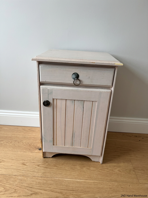 Whitewashed Bedside Table - Surface Scratches & Chipped Edge - 2ndhandwarehouse.com