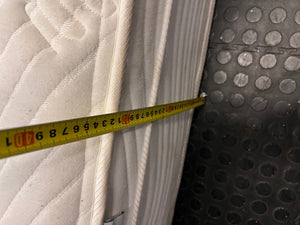 Comfort Solutions Renoir Queen Mattress — Surface Staining on Top Fabric – height measurement