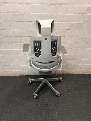 Merryfair High Back Ergonomic Office Chair — Great Condition – condition detail
