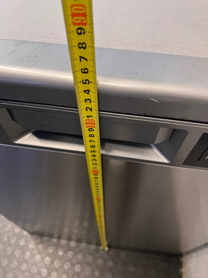 Defy Metallic Silver Freestanding Dishwasher — Good Working Order – height measurement