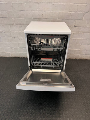 White Bosch Serie 4 SilencePlus Dishwasher — Good Working Order – side view