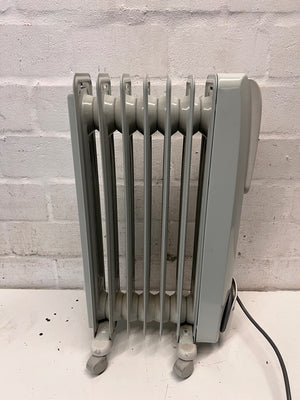 DeLonghi Cream Oil Heater with Castors — Good Working Order – condition detail