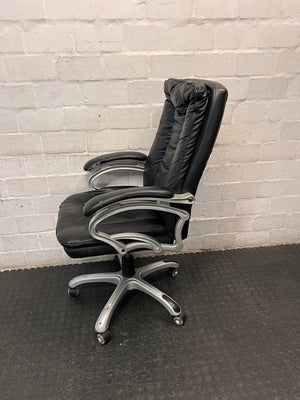 Black High-Back Executive Office Chair — Fair Condition with Visible Wear – side view