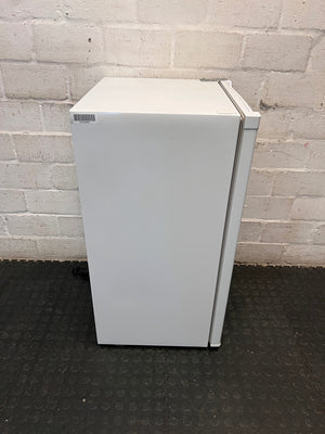 White Hisense Bar Fridge — Working Well with Missing Interior Shelf – top view