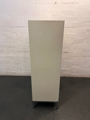 Cream Two-Door Steel Office Cabinet — Good Condition – condition detail