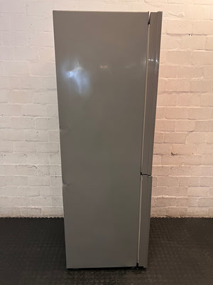 Red Hisense Glass Front Fridge-Freezer — Working Well with Cracked Freezer Drawer – condition detail