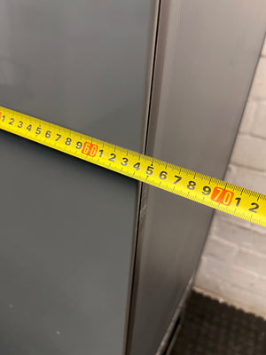 Red Hisense Glass Front Fridge-Freezer — Working Well with Cracked Freezer Drawer – width measurement