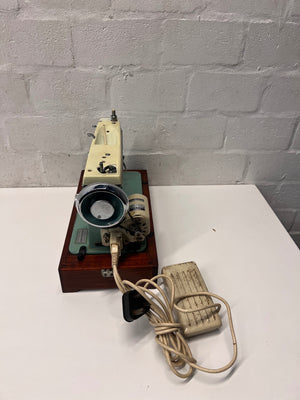 Vintage Janome 366 Sewing Machine with Wood Base — Good Working Order – side view